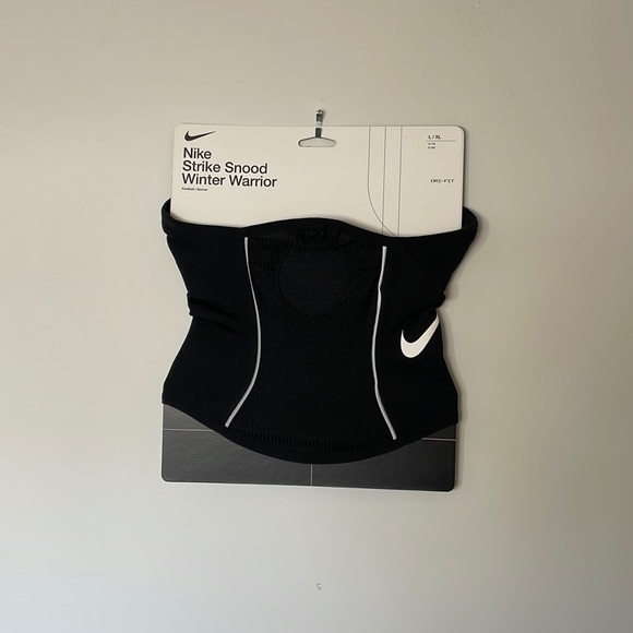 Nike Other - Nike Strike Snood Winter Warrior L/XL (QU067)